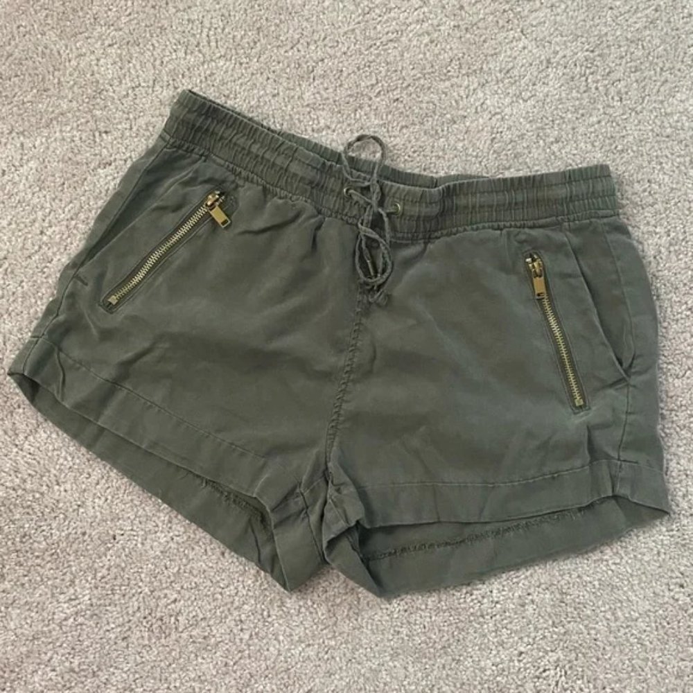 Divided by H&M - Olive Green Shorts